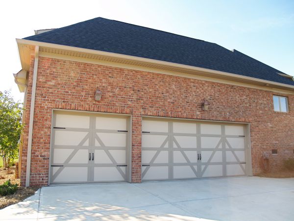 Garage Downspout Repair in Syracuse